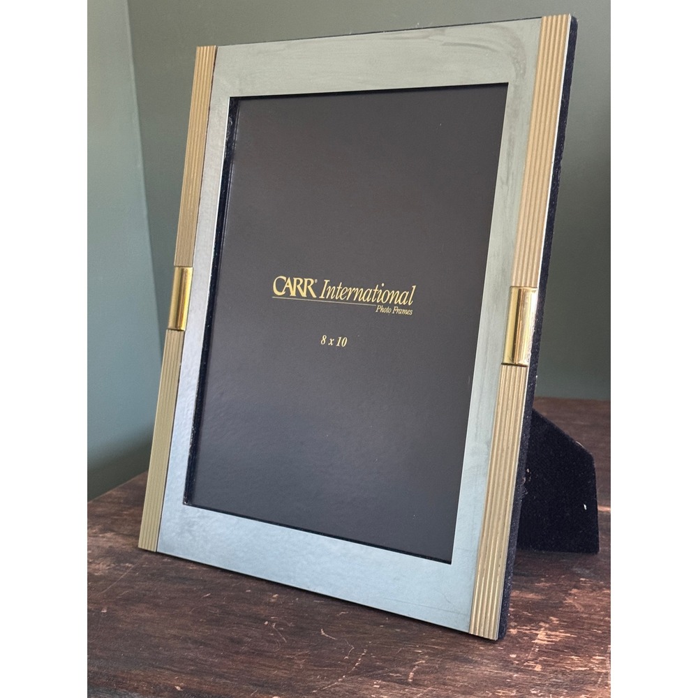 Carr International 8x10 Art Deco Silver Gold Ribbed Metal Photo Frame